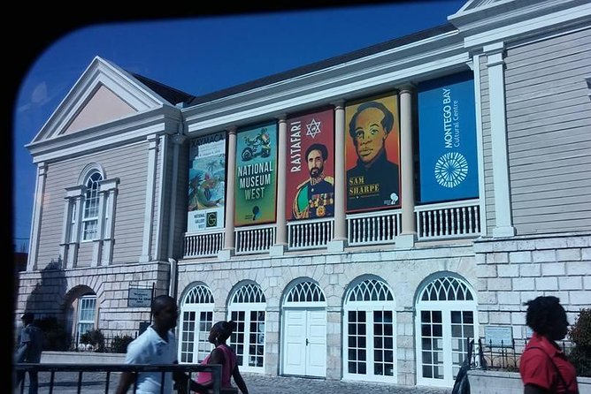 Montego Bay Highlights Tour from Montego Bay - A useful first look at Montego Bay in four hours