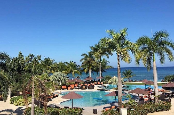 Montego Bay Highlights Tour from Montego Bay - The Hip Strip, from shopping to the beach