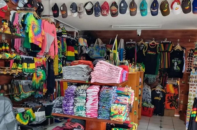 Montego Bay Hip Strip Shopping and Margaritaville - A short Montego Bay introduction from the road