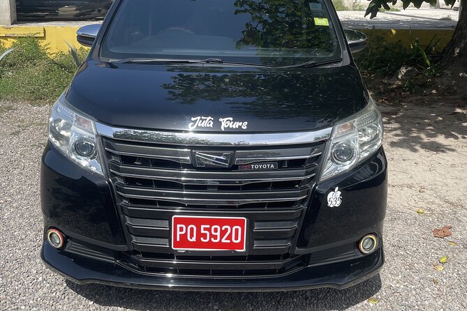 Montego Bay Hotels Airport Private Transfers - Safety, communication, and staying comfortable