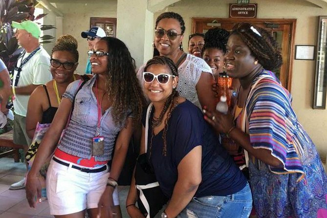 Montego Bay Hotels Private Airport Round Trip Transfers - Walking out of Sangster Airport with a ride ready