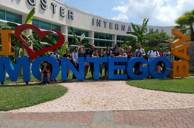 Montego Bay Hotels Private Airport Transfer from Montego Bay(MBJ) - Communication when flights change