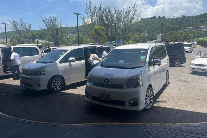 Montego Bay Hotels Private Transfers - A 10 to 20 minute ride to your hotel