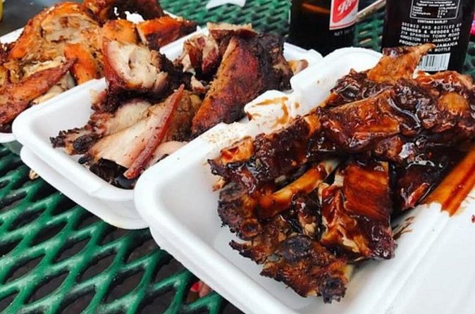 Montego Bay Jerk Tour and Rum Punch Mixology/Food Tour - Learning to mix Jamaican rum punch