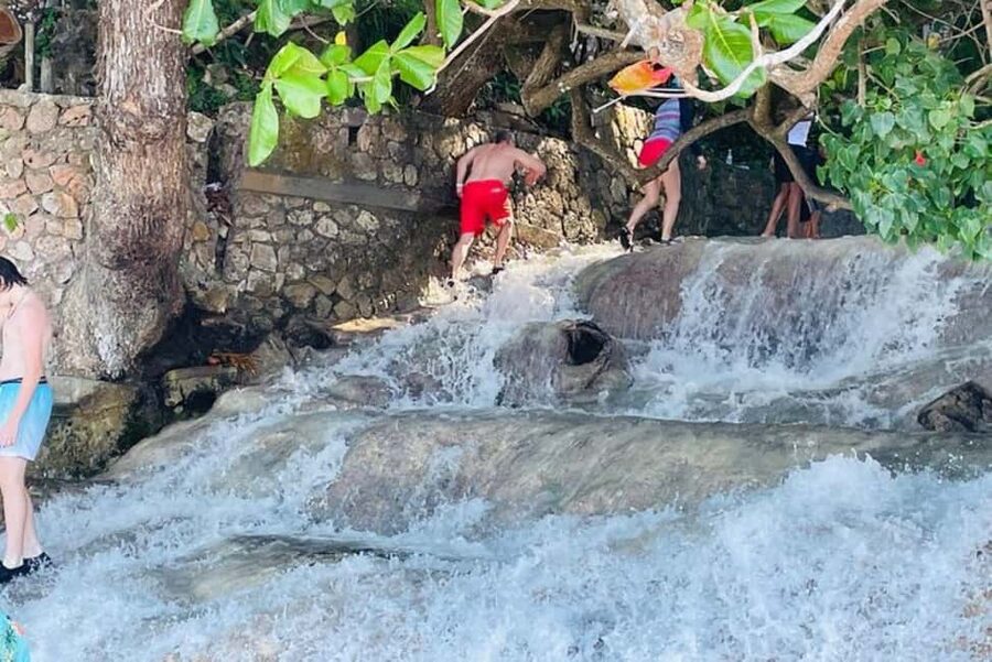 Montego Bay: Private Dunn's River Falls and Blue Hole Tour - From Montego Bay to Jamaicas two best-known falls