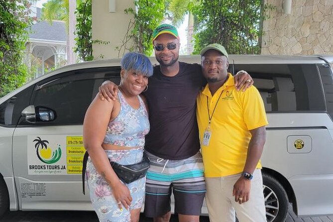 Montego Bay Private Taxi & Airport Transfers - Inside the air-conditioned vehicle
