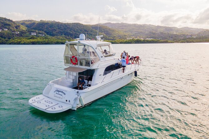 Montego Bay Private Yacht Tour with Open Bar and Lunch - Is $2,500 a good value?