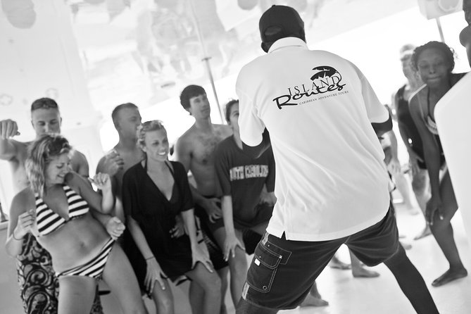 Montego Bay: Reggae Sunset Catamaran Cruise - Drinks, appetizers, and the floating club