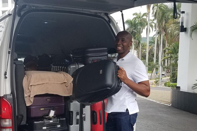 Montego Bay Round Trip Airport Transfers - Comfort, support, and small signs of care