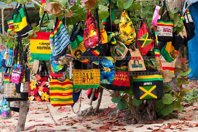 Montego Bay Shopping - Key points at a glance