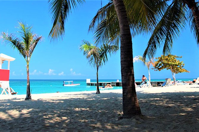 Montego Bay Shore Excursion: Doctor's Cave Beach & Montego Bay City Highlights - Doctor’s Cave Beach gives you two hours to relax