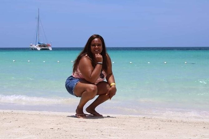 Negril 7 Miles Beach and Rick's Cafe Tour - Who will enjoy this Negril day most