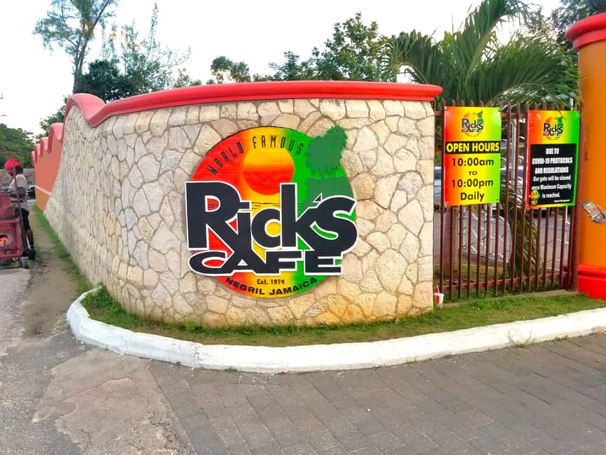 Negril Beach Experience & Rick's Cafe from Montego Bay - From Montego Bay to Negril by the North Coast