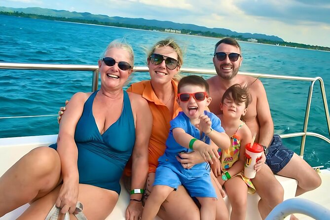 Negril Catamaran: Adults Sunset Party with Drinks & DJ - Reaching Rick’s Cafe at sunset