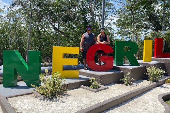 Negril day! beach and west end Cliffs with French Guide - What Rick’s Café adds to the day