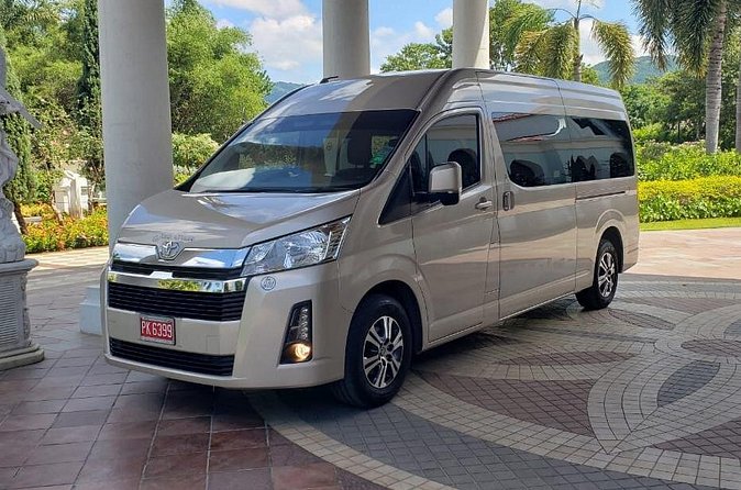 Negril Hotel Transfer To Montego Bay Airport - The driver makes the difference