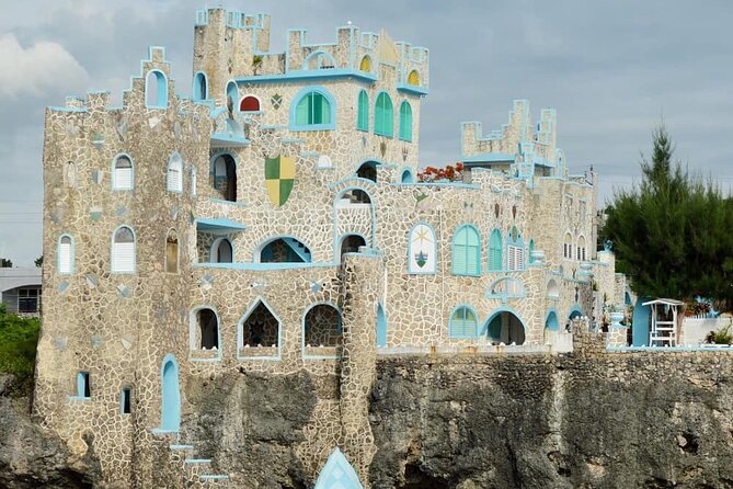 Negril PRIVATE CHARTER Catamaran (rate for 21 persons) - Should you book it?