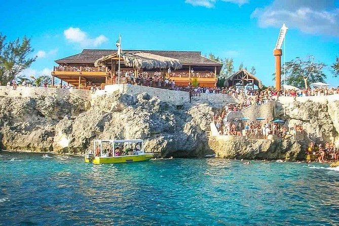 Negril Ricks cruise PLUS Booby Cay Lobster & Cave Snorkeling - The crew and the feel of the day