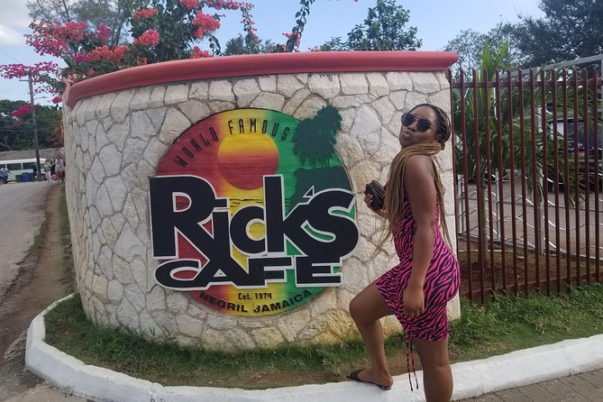 Negril Seven Miles Beach Day and Rick's Cafe Sunset Private Tour - Rick’s Cafe and the West-End Sunset