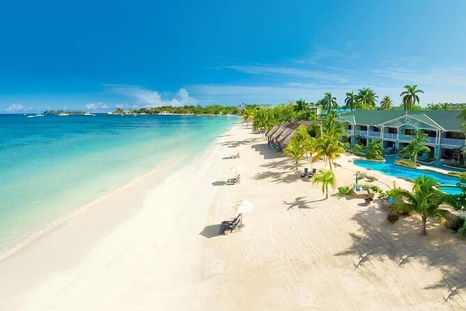 Negril Seven Miles Beach, Snorkeling, Boat Ride, Ricks Cafe Combo - Seven Mile Beach gives you room to choose your pace