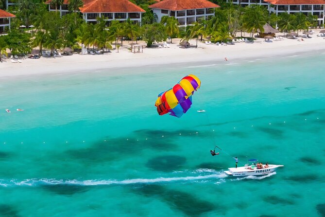 Negrils Seven Miles Beach, Rick's cafe and Parasailing Tour. - Why This Montego Bay to Negril Day Works
