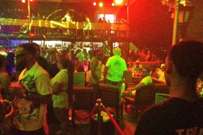 Night-life Party Club 2727 pick up and drop off in Montego Bay - What your four-hour evening looks like