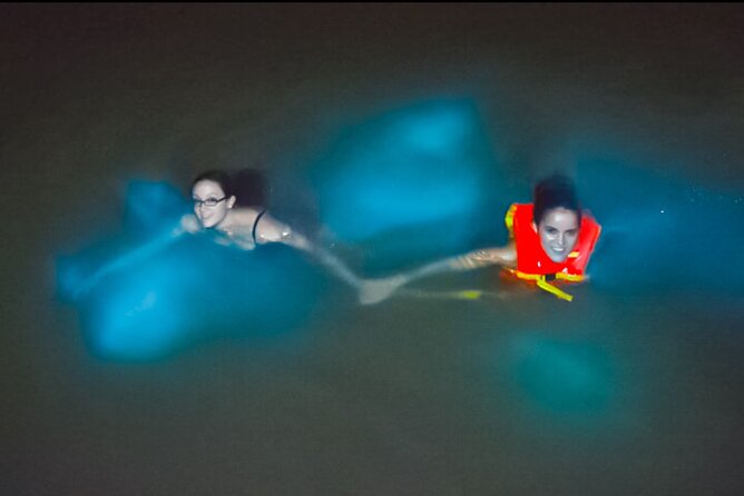 Night Tour-Luminating Blue Lagoon Waters - Who will enjoy this short night outing?