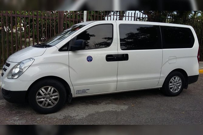 Norman Manley Airport to New Kingston - What the private vehicle means for your group