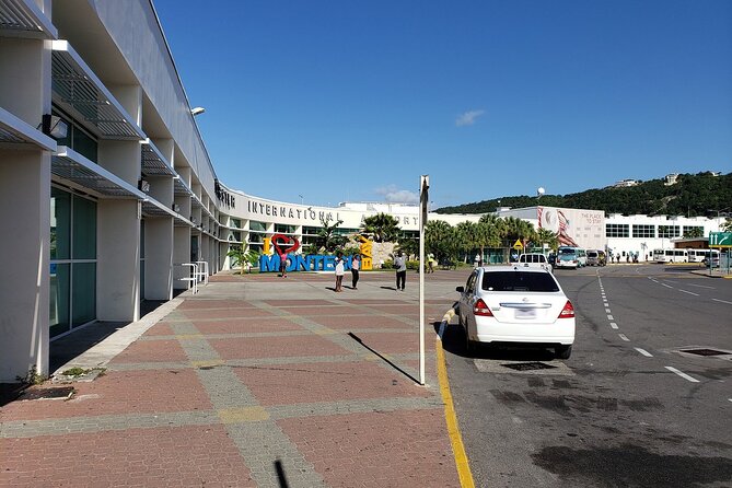 Ocean Coral Spring or Ocean Eden Bay Private Airport Transfer - Finding your driver outside Sangster Airport