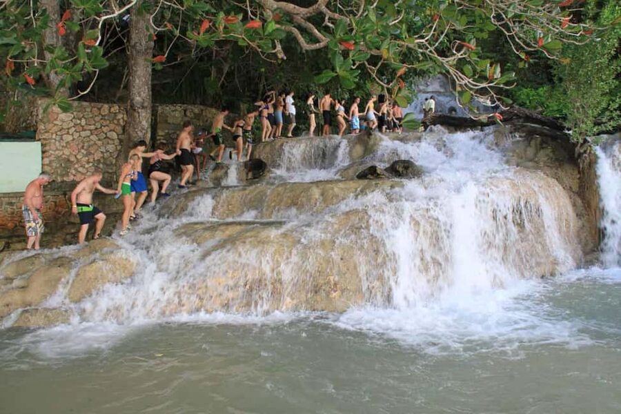 Ocho Rios: Bamboo Beach Club & Dunn’s River Falls - What makes the falls worth the effort