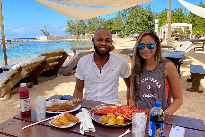 Ocho Rios: Bamboo Beach Club VIP Access with Lunch and Cocktails - Three hours of sea, shade, and reggae