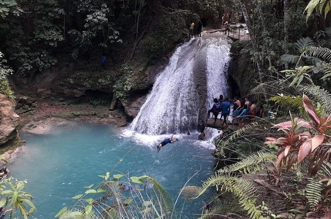 Ocho Rios Blue Hole and Dunn's River Falls Tour - What to bring for a wet, active morning