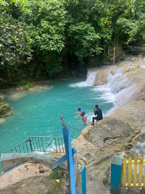 Ocho Rios : Blue Hole and Sightseeing Tour - Pickup details for hotels and cruise ships