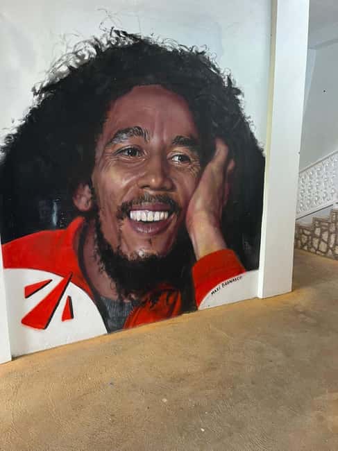 Ocho Rios: Bob Marley's Birthplace Nine Mile Reggae Tour - One hour at Bob Marley’s birthplace