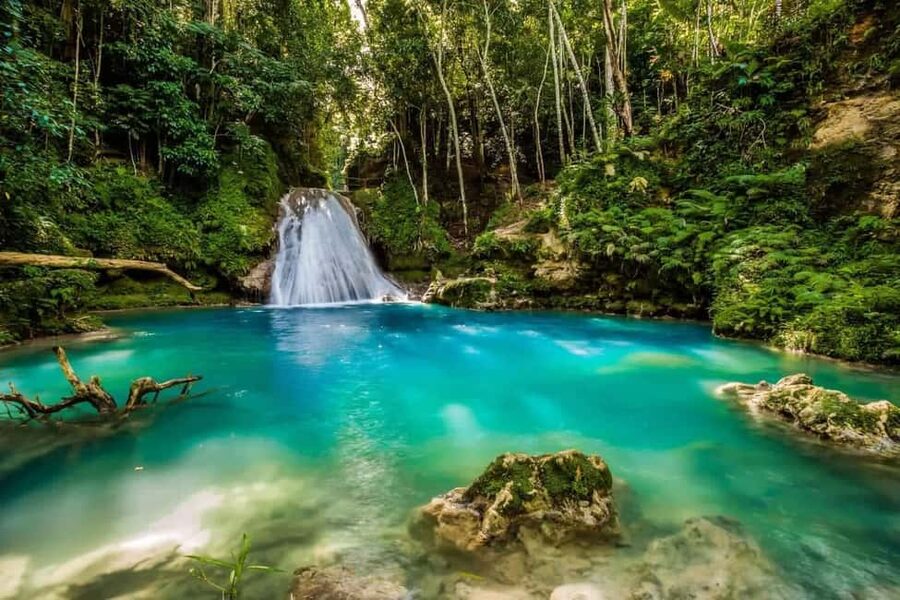 Ocho Rios: Dunn's River Falls and Blue Hole Combo Tour - Two Jamaican waterfalls in one half-day
