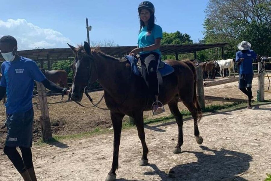 Ocho Rios: Horseback Riding in the Ocean and Bamboo Rafting - Pickup details for resorts and cruise ships