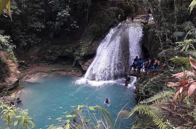 Ocho Rios River Tour: Blue Hole, Dunn's River and Tubing - Who should book this Ocho Rios tour