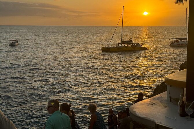 Ocho Rios Sightseeing Tours and Shopping - A private ride from Runaway Bay to Ocho Rios