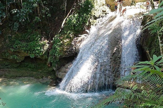Original Blue Hole St. Ann Ocho Rios Jamaica Admission Fee Ticket - The guide and life vest make the $25 fee more useful