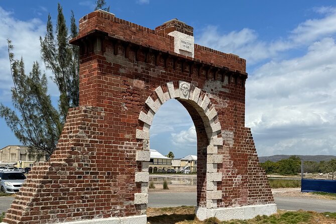 Port Royal (UNESCO World Heritage site)and Downtown Kingston Tour - Fort Charles and the first hour of Jamaican history