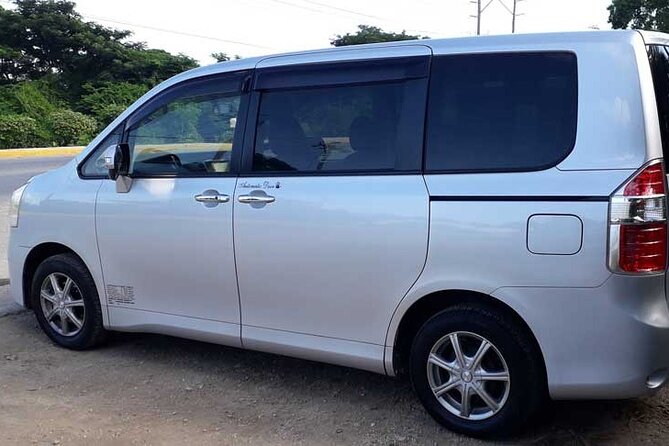 Princess Grand Jamaica Private Airport Transfer from Montego Bay - Clean cars, air conditioning, and a private cabin