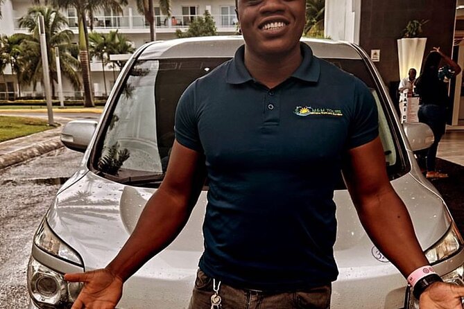 Private Airport Pickup and drop off in Jamaica - What to Expect From the Drivers