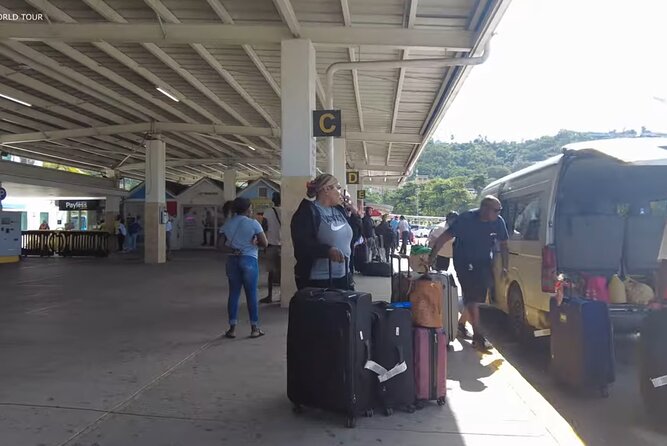 Private Airport transfer from MBJ to & from Hotel's in Ochi Rios - What the vehicle includes