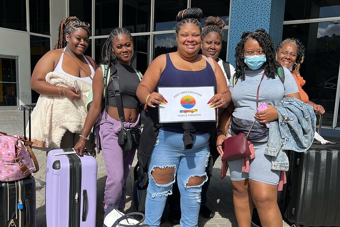 Private Airport Transfer Grand Palladium/ Lady Hamilton Jamaica - Leaving the airport without the shared-bus wait