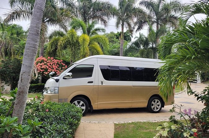Private Airport Transfer | Montego Bay( Price vary on location) - The ride to your hotel or resort