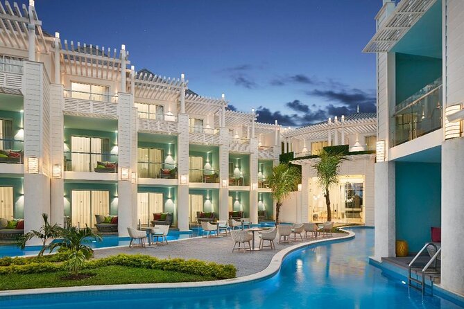 Private Airport Transfer to Azul Beach Resort Negril - Key Points
