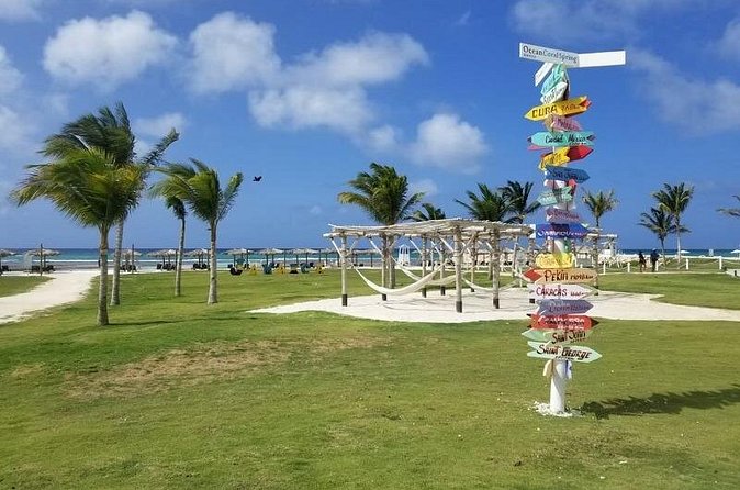 Private Airport Transfer to Excellence, Ocean Coral and Royalton - Why the private format can be worth $81 per person