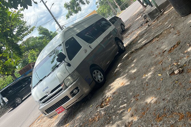 Private Airport Transfer to Hotels and Airbnb in Montego Bay - Practical details that can make the ride smoother