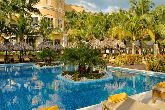 Private Airport Transfer to Iberostar Rose Hall Resort - The 20 to 25 minute ride to Rose Hall