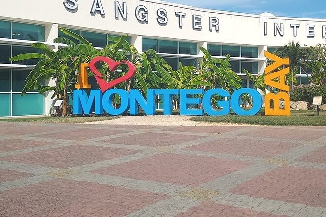 Private Airport Transfer to Negril from Montego Bay w Local Guide - The one service problem you should plan around